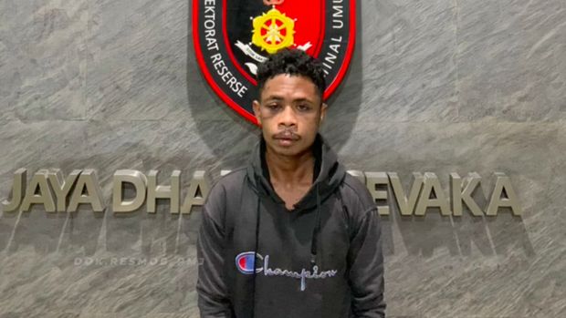 PELAKU PENCABULAN ADIK BAHAR BIN SMITH