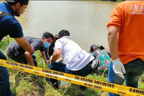 PENEMUAN MAYAT PRIA MENGAPUNG